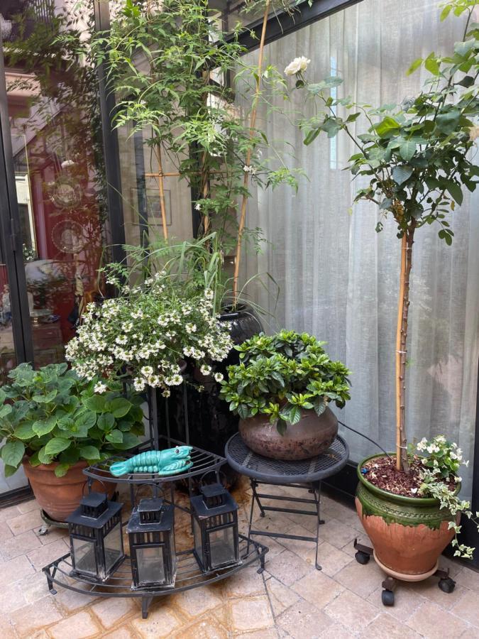 루스트렐 La Cour Carree B&B 외부 사진