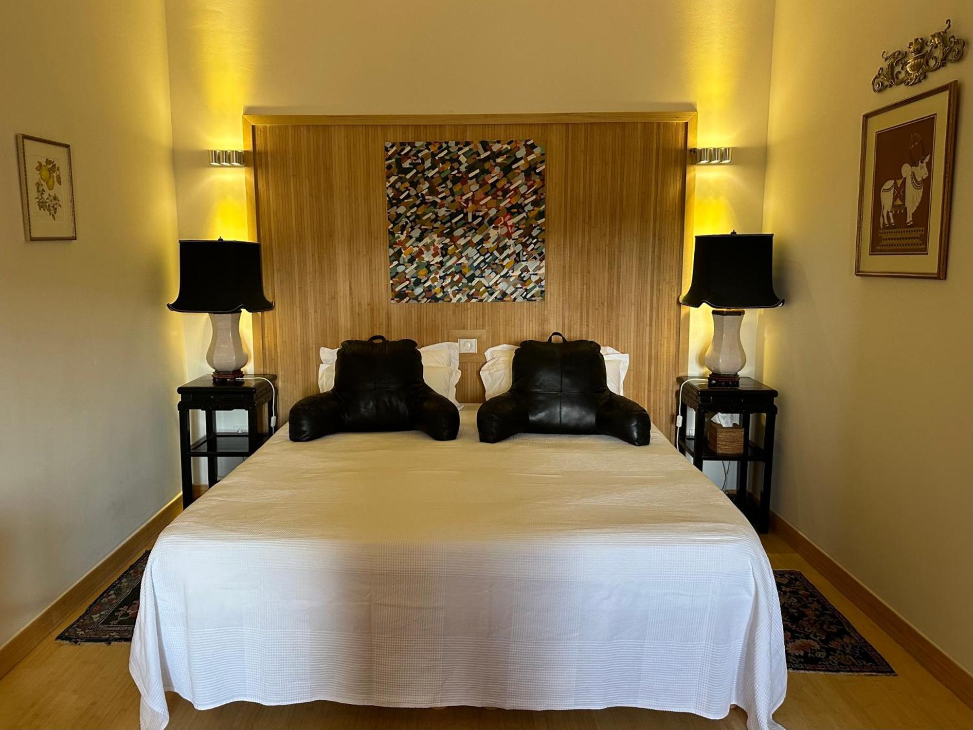 루스트렐 La Cour Carree B&B 외부 사진